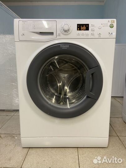 Узкая стиральная машина Hotpoint-Ariston на 7 кг
