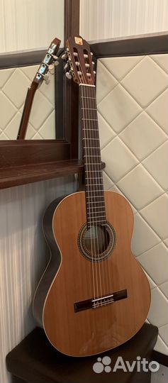 Гитара Alhambra 2C Испания массив кедра