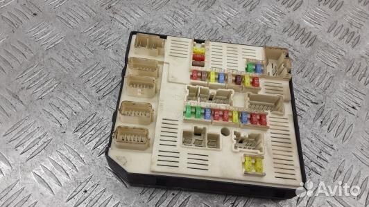 Блок комфорта renault megane 3 (94U06M301)