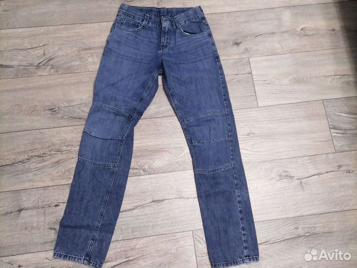 Джинсы новые для мальчика