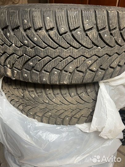 Formula Ice 215/55 R17