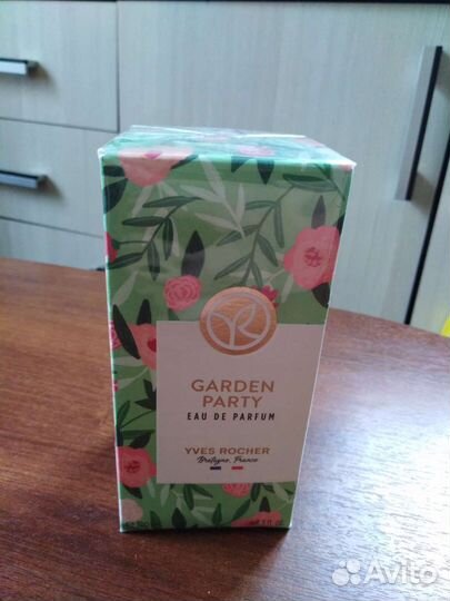 Парфюмерная вода Yves Rocher 
