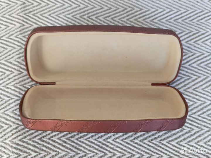 Футляр для очков