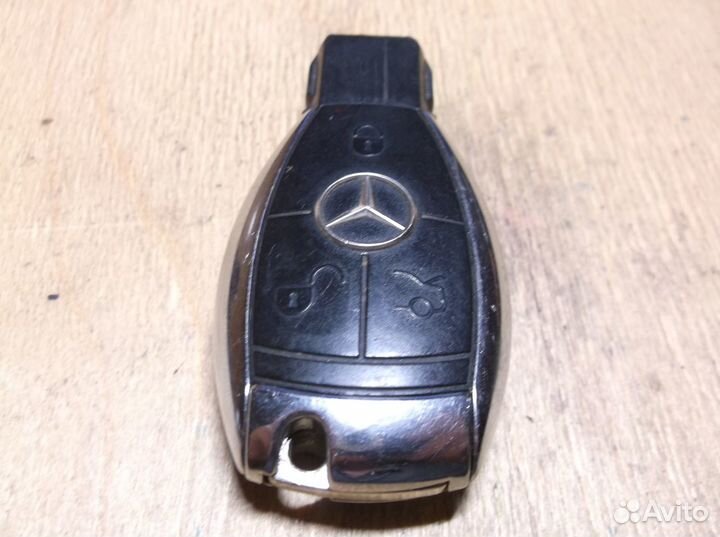 Mercedes-Benz чип ключ 3 кнопки хромированная рыба