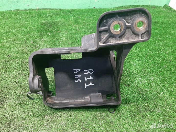 Кронштейн насоса ABS Opel Zafira C 2014