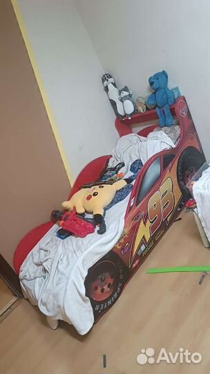 Детская кровать машинка с матрасом