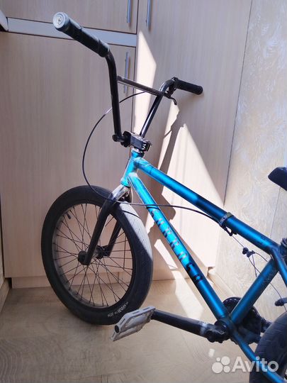 Трюковой велосипед BMX
