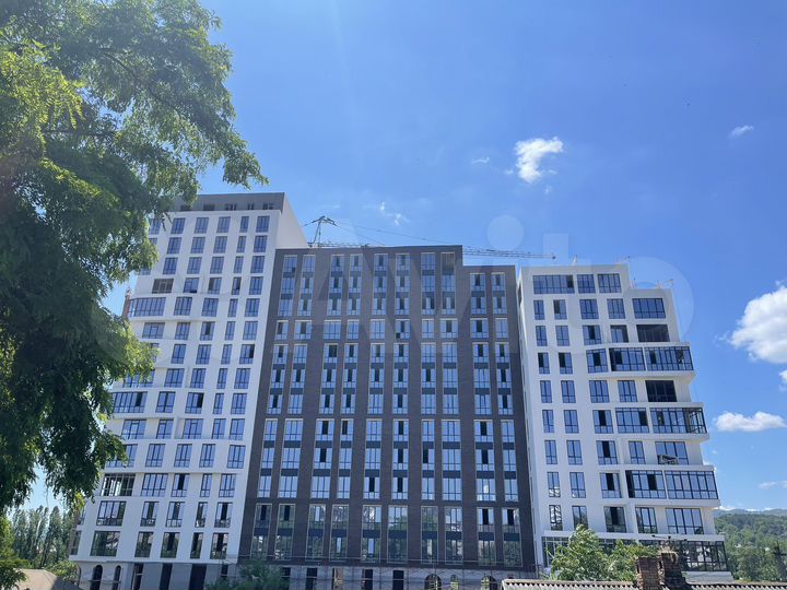 2-к. квартира, 82 м², 12/15 эт.