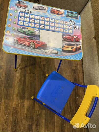 Детский стол и стул