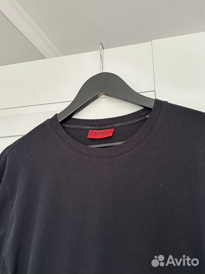 Лонгслив Hugo