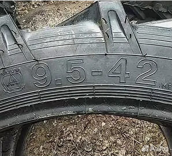 Шины 9.5/42 модель я- 183 на сельхозтехнику