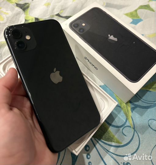 iPhone 11, 64 ГБ