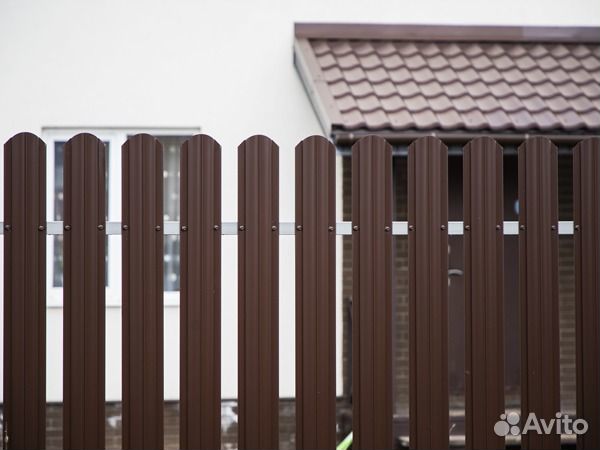 Штакетник металлический Grand Line Круглый фигурны