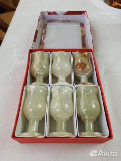 Бокалы из оникса