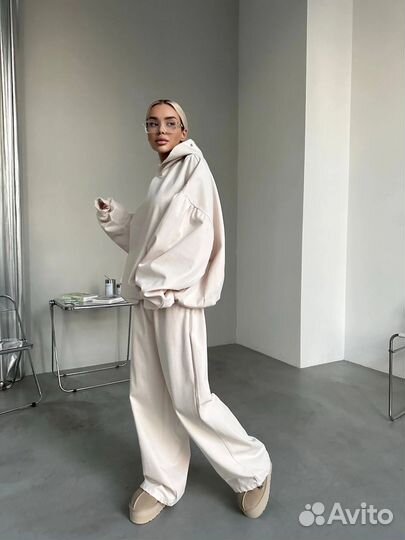 Костюм новый
