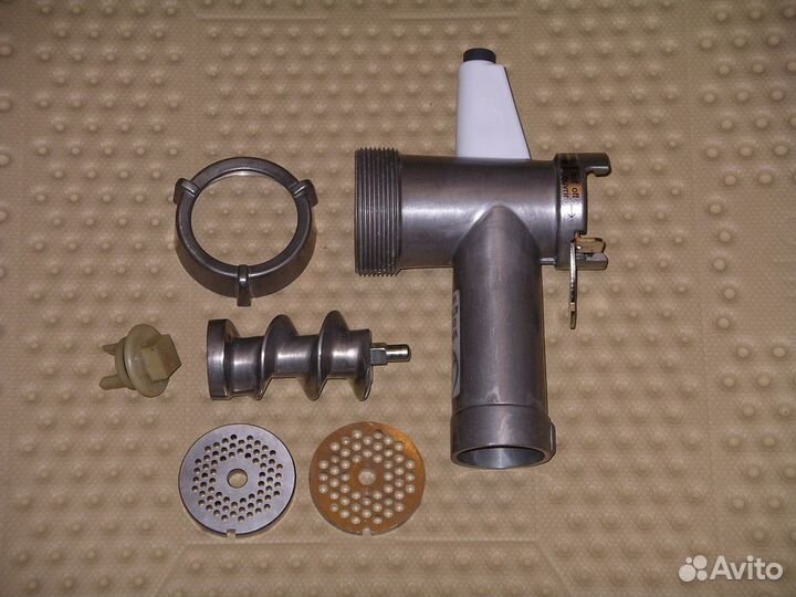 Для мясорубок Bosch,Scarlet корпус шнека с гайкой