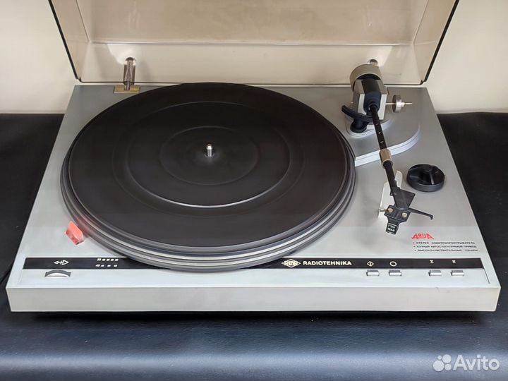 Проигрыватель винила Radiotehnika Ария-102-стерео