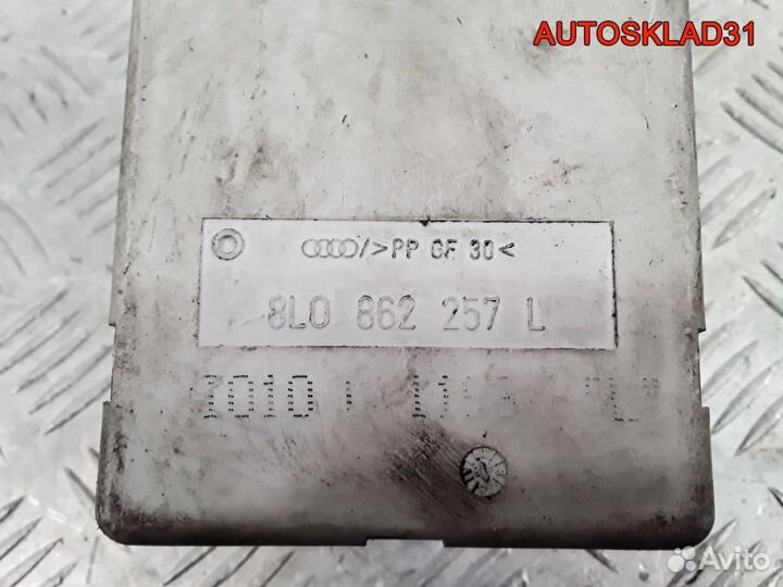 Компрессор центрального замка Audi A4 8L0862257L
