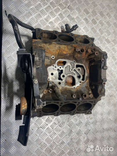 Блок цилиндров AudiQ7 4L2008