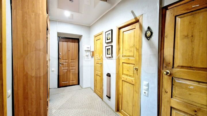 2-к. квартира, 48 м², 1/14 эт.