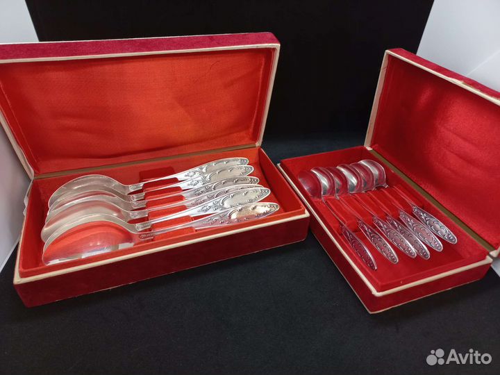Столовые и чайные ложки 