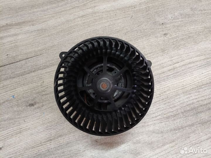 Моторчик печки (отопителя) Ford Focus 1