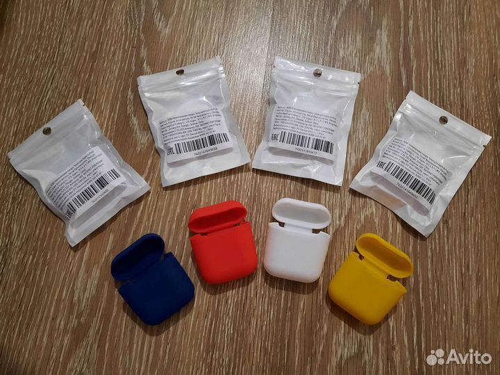 Чехол для наушников Apple Airpods 1 и 2