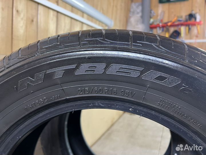 Nitto NT850 215/60 R16