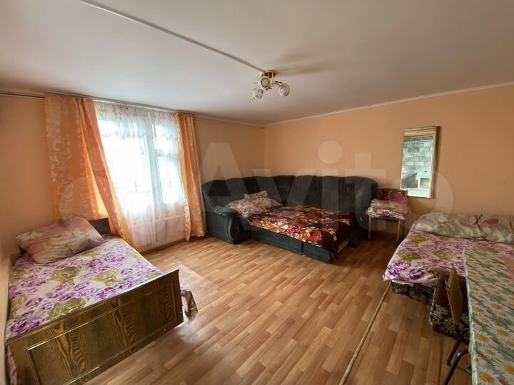 Дом 30 м² на участке 6 сот.