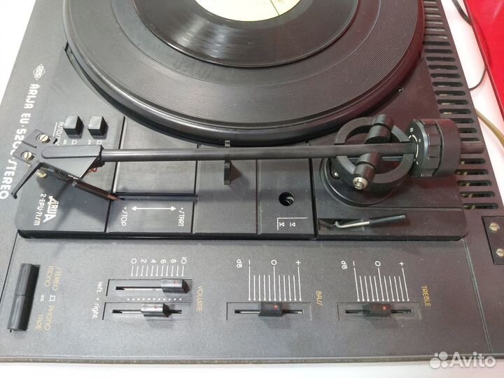 Arija EU 5208 Проигрыватель винила