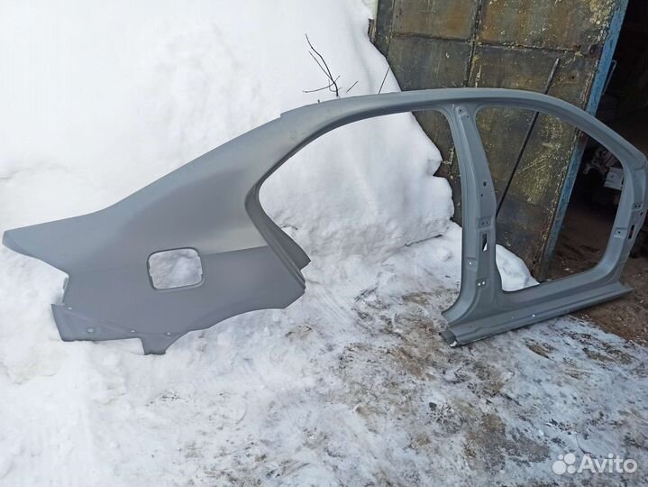 Боковина правая для Фольксваген Поло 6 Рапид