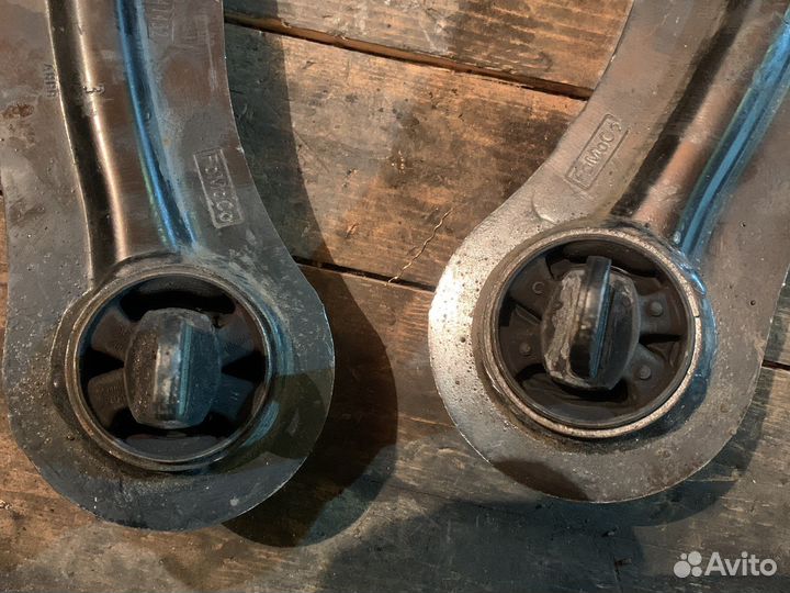 Задний рычаг volvo v40 япония