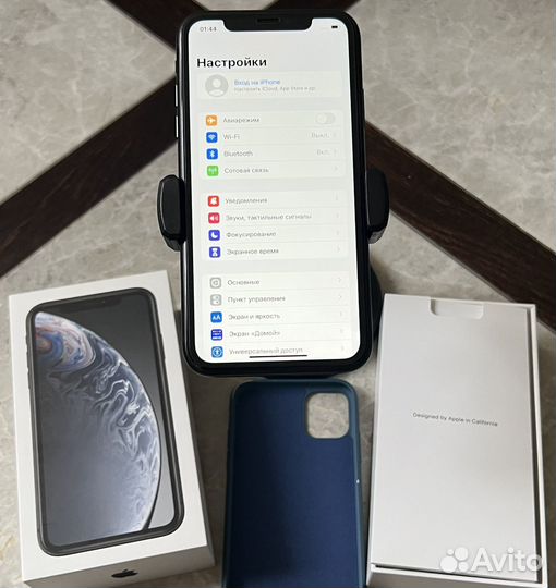 iPhone Xr, 64 ГБ
