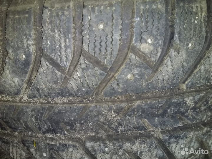 Bridgestone Ice Cruiser 7000 265/65 R17