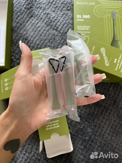 Зубная щетка Revyline RL 060