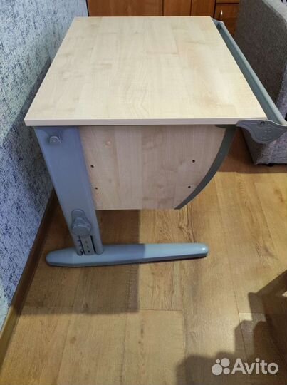 Растущая парта Дэми