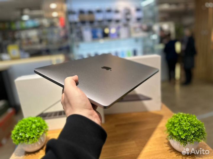 Apple MacBook Pro A1707 