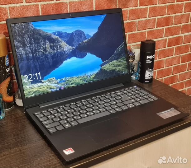 Новый ноутбук Lenovo