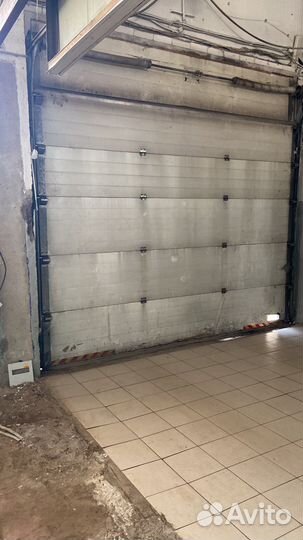 Секционные ворота б/у