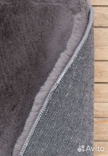 Ковер 90 на 90 см новый