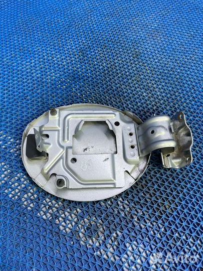 Лючок бензобака Nissan Note хэтчбек HR15 2005