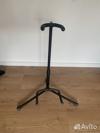 Гитарная стойка