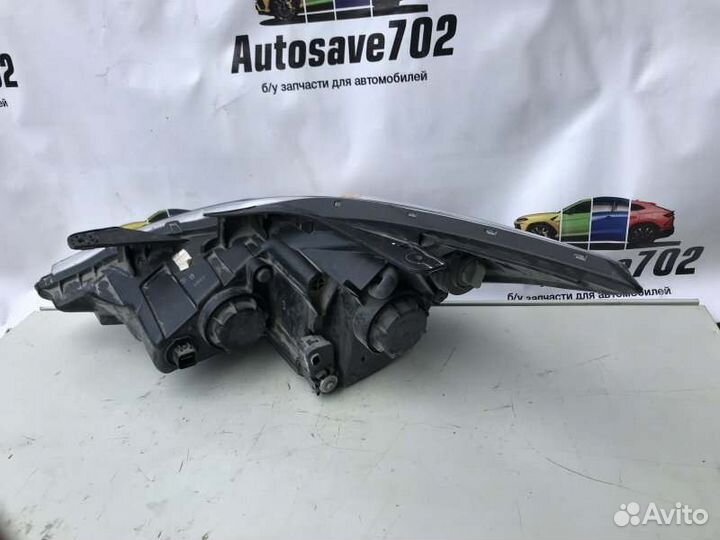 Фара передняя правая Hyundai Sonata YF