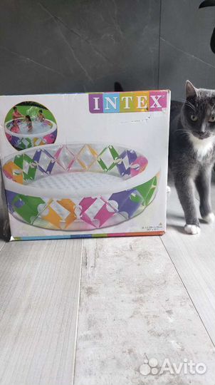 Надувной бассейн новый