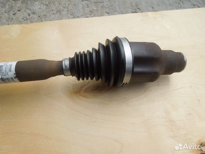 Привод правый Логан Сандеро и Ларгус