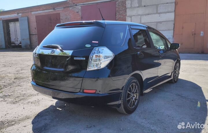 Honda Fit Shuttle 1.3 CVT, 2012, 98 000 км