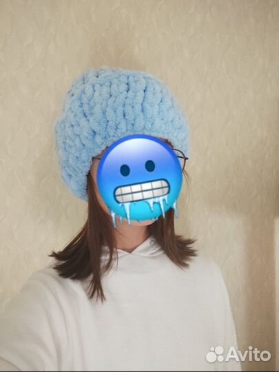 Шапка женская ручная работа