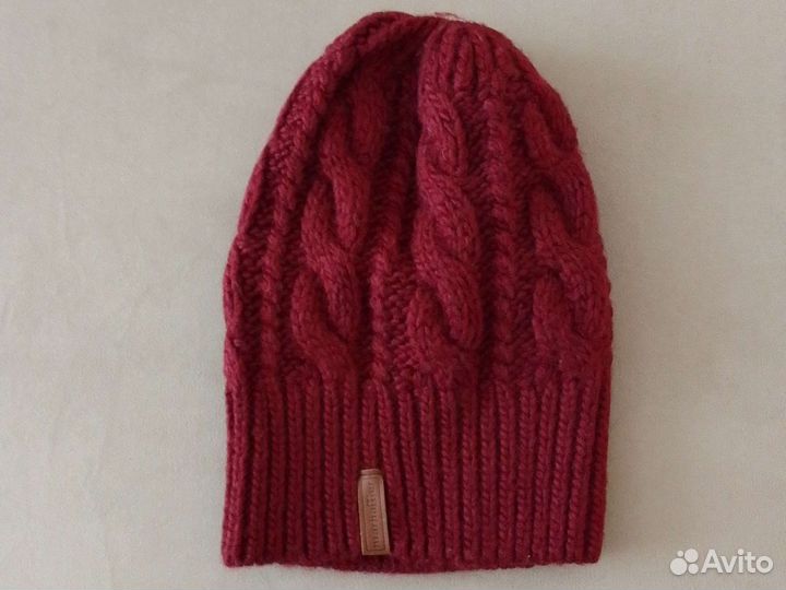 Бордовая вязаная шапка бини женская шерстяная