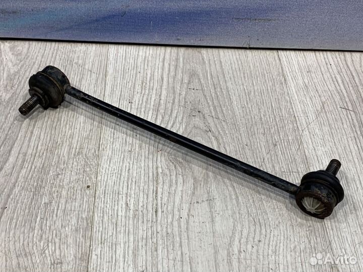 Стойка стабилизатора Volkswagen polo 5
