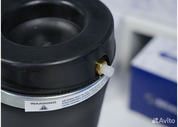 Пневмобаллон Jeep Grand Cherokee WK2 задний